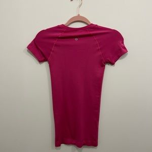 Swiftly Tech Short- Sleeve Shirt 2.0